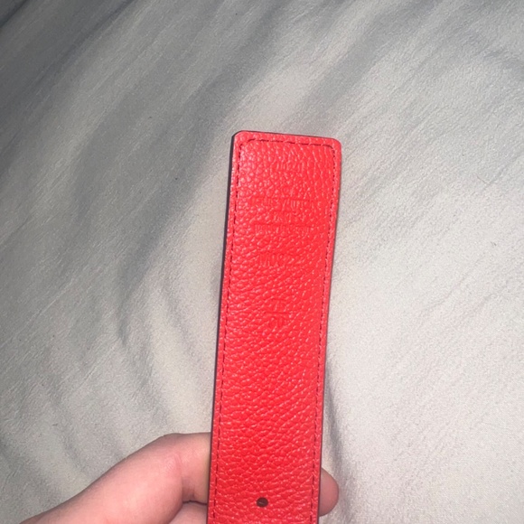 Louis Vuitton Women’s initials reversible belt - Picture 5 of 5
